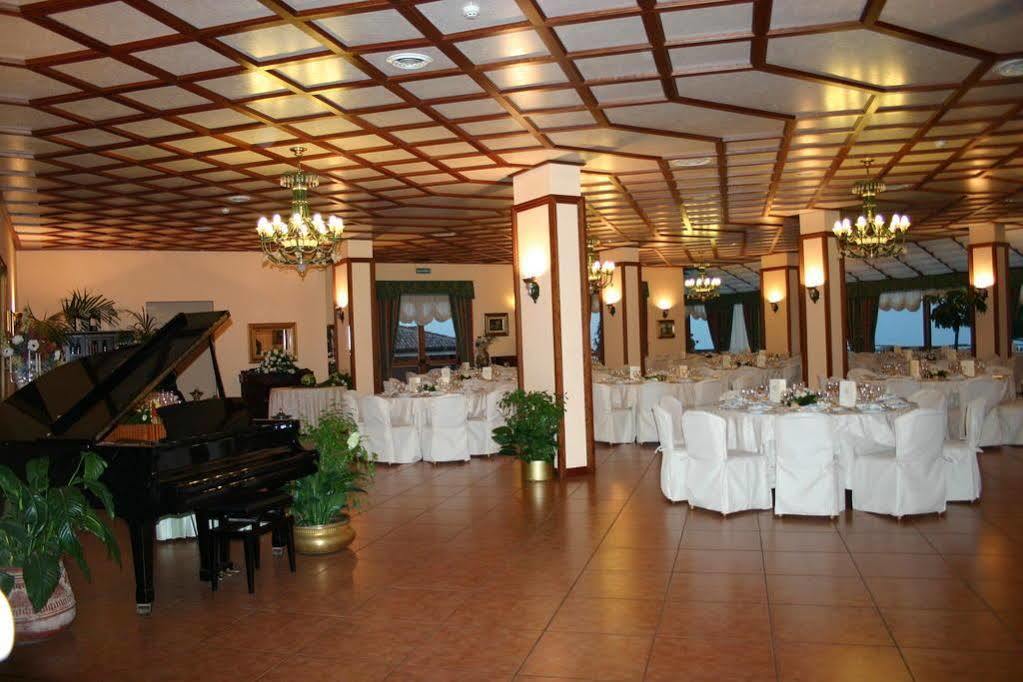 Hotel Primavera Dell'Etna Zafferana Etnea Exterior photo