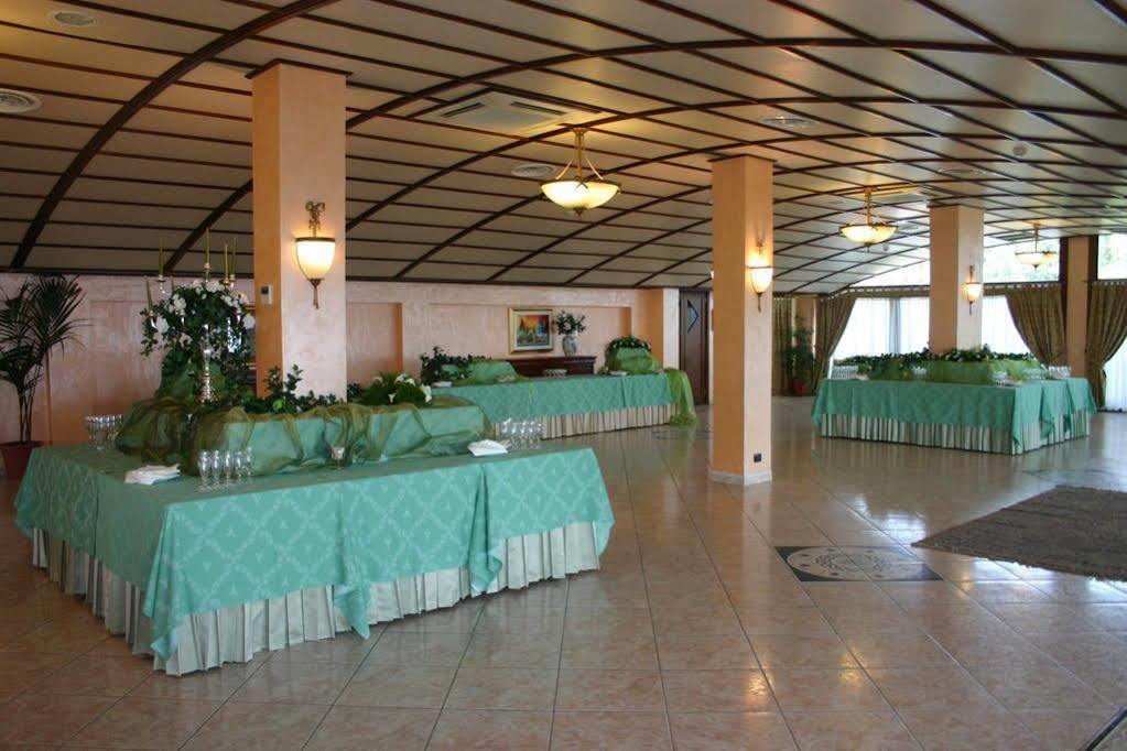 Hotel Primavera Dell'Etna Zafferana Etnea Exterior photo